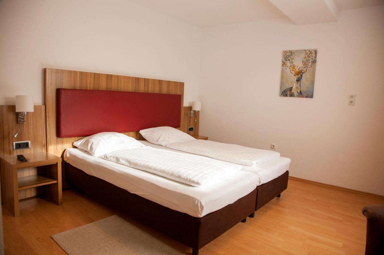 Gaestehaus Haeuser Linden  ภายนอก รูปภาพ