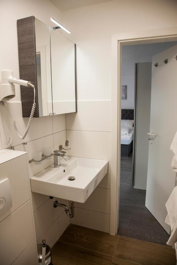 Gaestehaus Haeuser Linden  ภายนอก รูปภาพ
