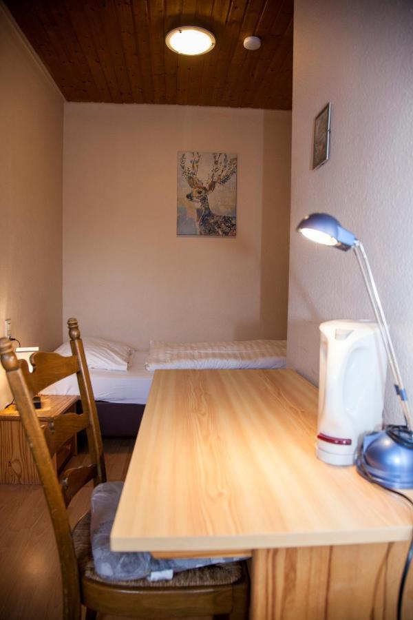 Gaestehaus Haeuser Linden  ภายนอก รูปภาพ