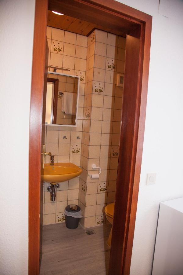 Gaestehaus Haeuser Linden  ภายนอก รูปภาพ