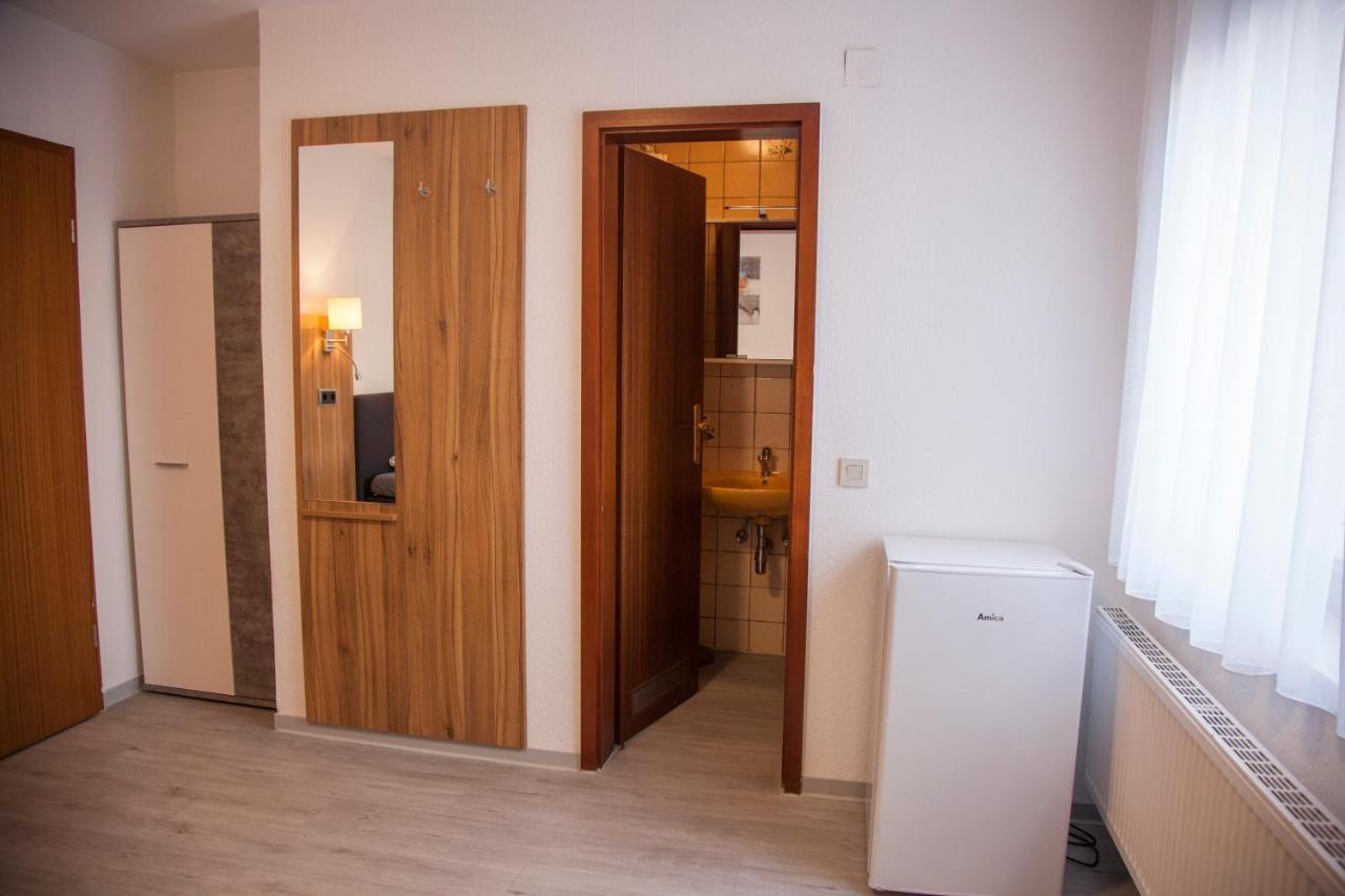 Gaestehaus Haeuser Linden  ภายนอก รูปภาพ